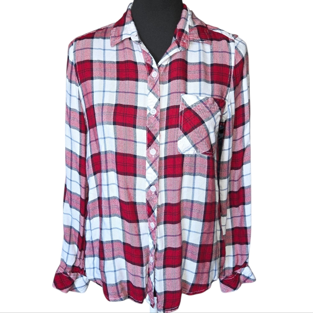Korye Red, White, and Blue Plaid Button Down Shirt Size S